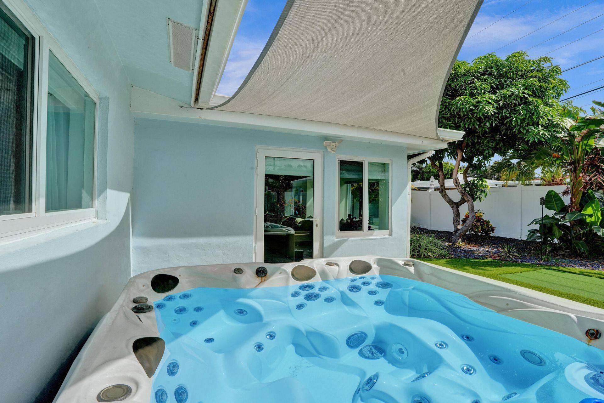 604 NE 25th Avenue, Pompano Beach, FL 33062 Photo