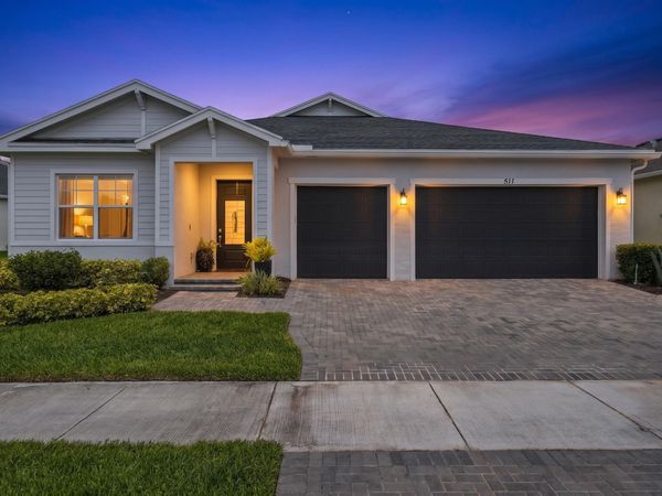 511 SE Mulberry Way, Port St. Lucie, FL 34984