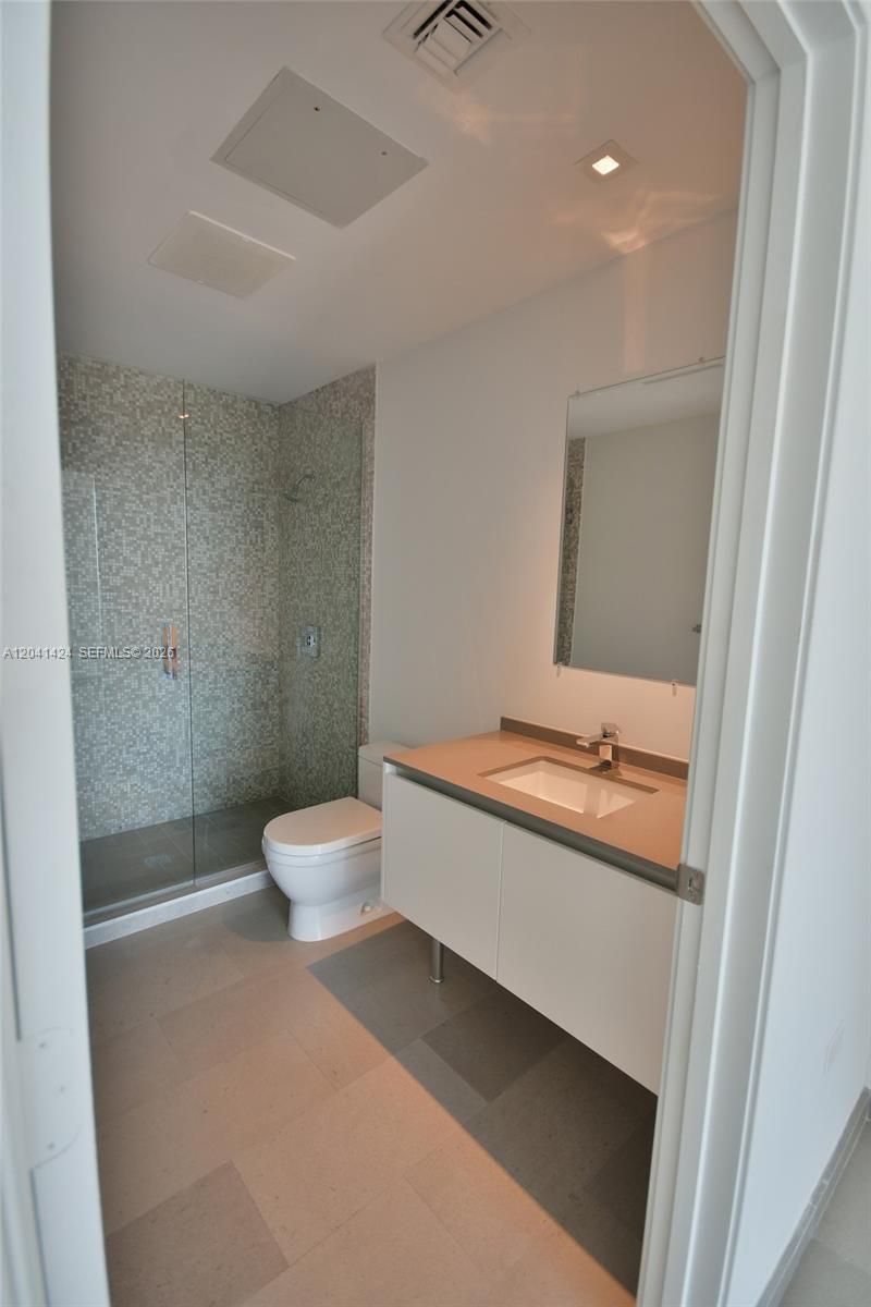 88 SW 7th St, Unit 3309, Miami, FL 33130 Photo