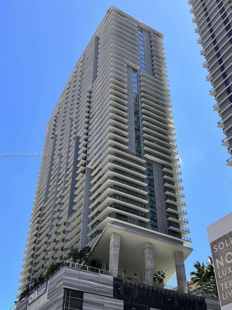 88 SW 7th St, Unit 3309, Miami, FL 33130 Photo
