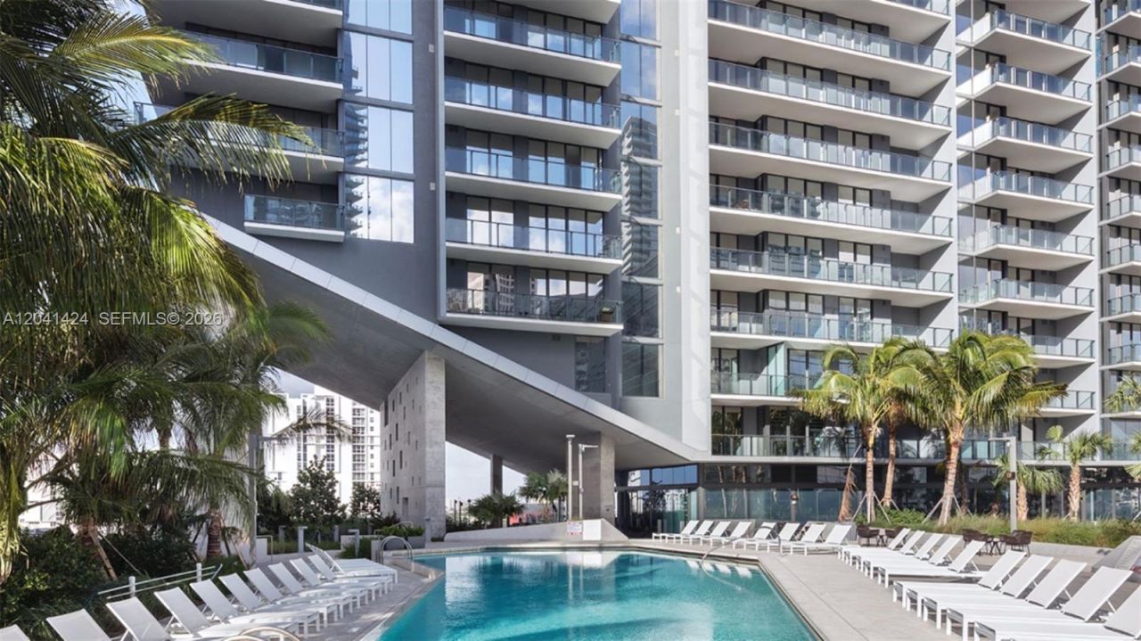 88 SW 7th St, Unit 3309, Miami, FL 33130 Photo