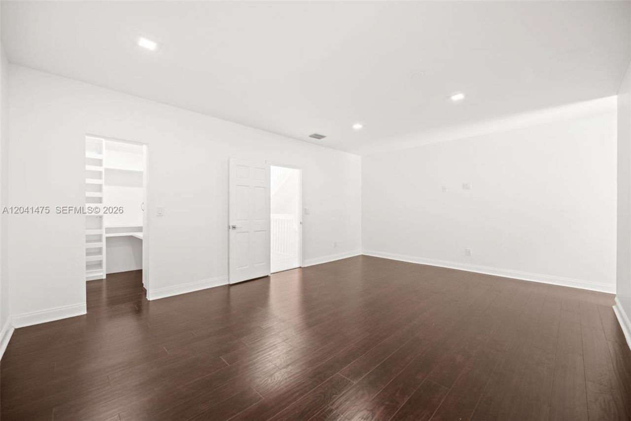 21387 Marina Cove Cir, Unit 12-F, Aventura, FL 33180 Photo