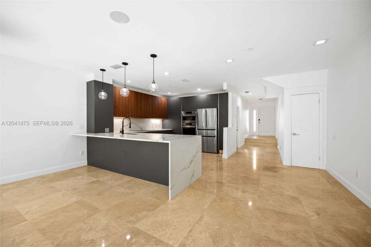 21387 Marina Cove Cir, Unit 12-F, Aventura, FL 33180 Photo
