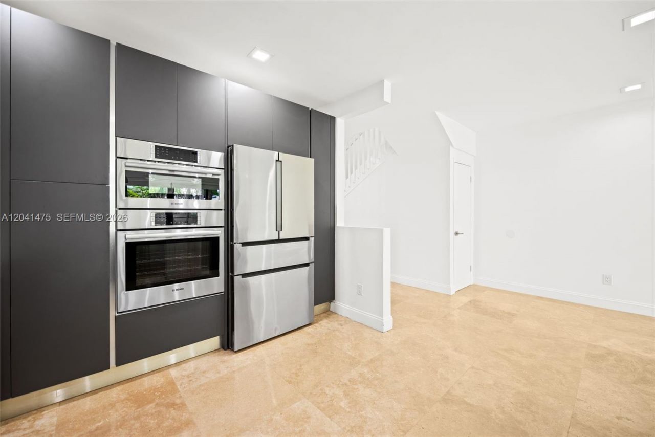 21387 Marina Cove Cir, Unit 12-F, Aventura, FL 33180 Photo