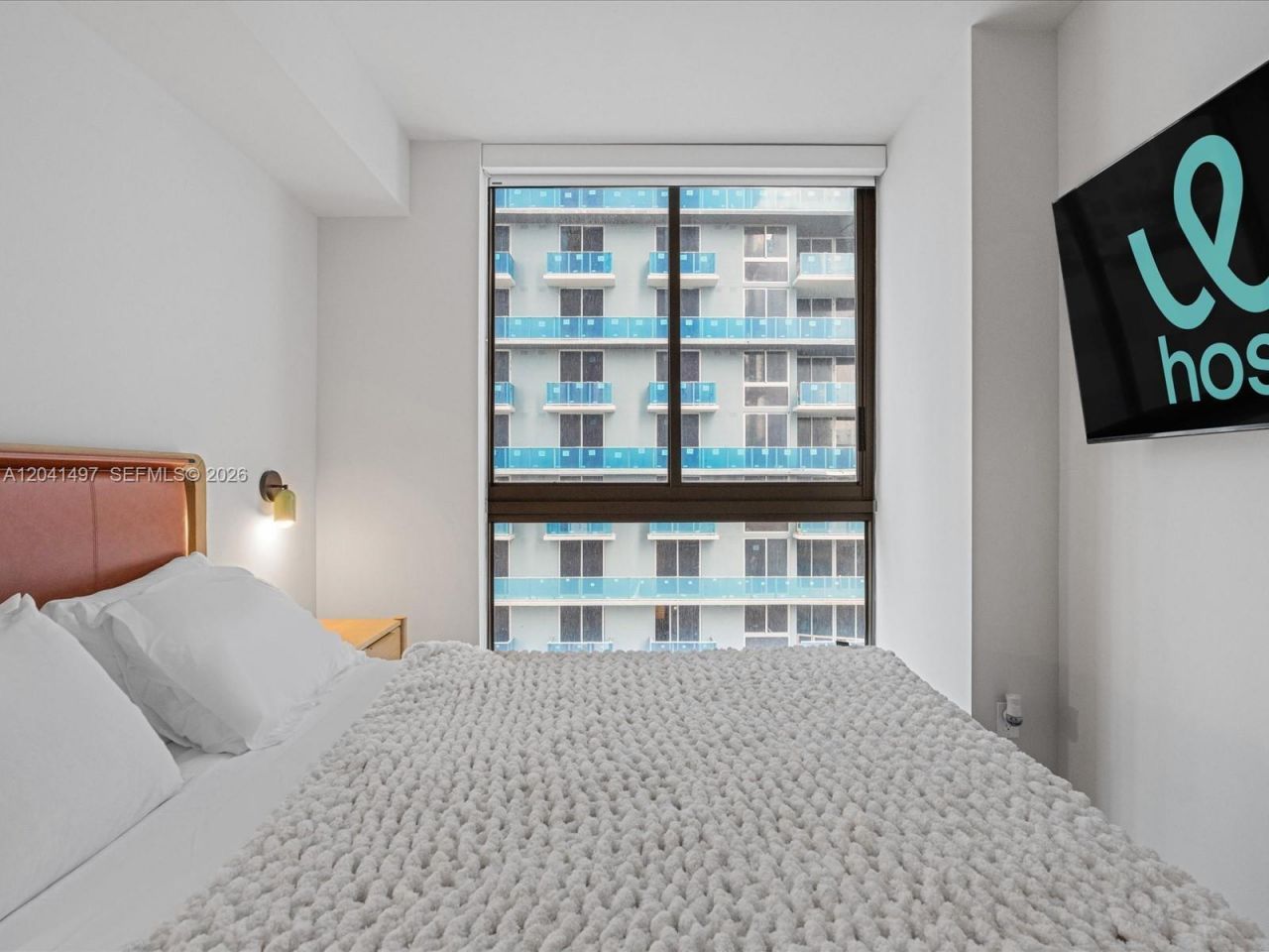 11 NE 6th St , Unit 807, Miami, FL 33132 Photo