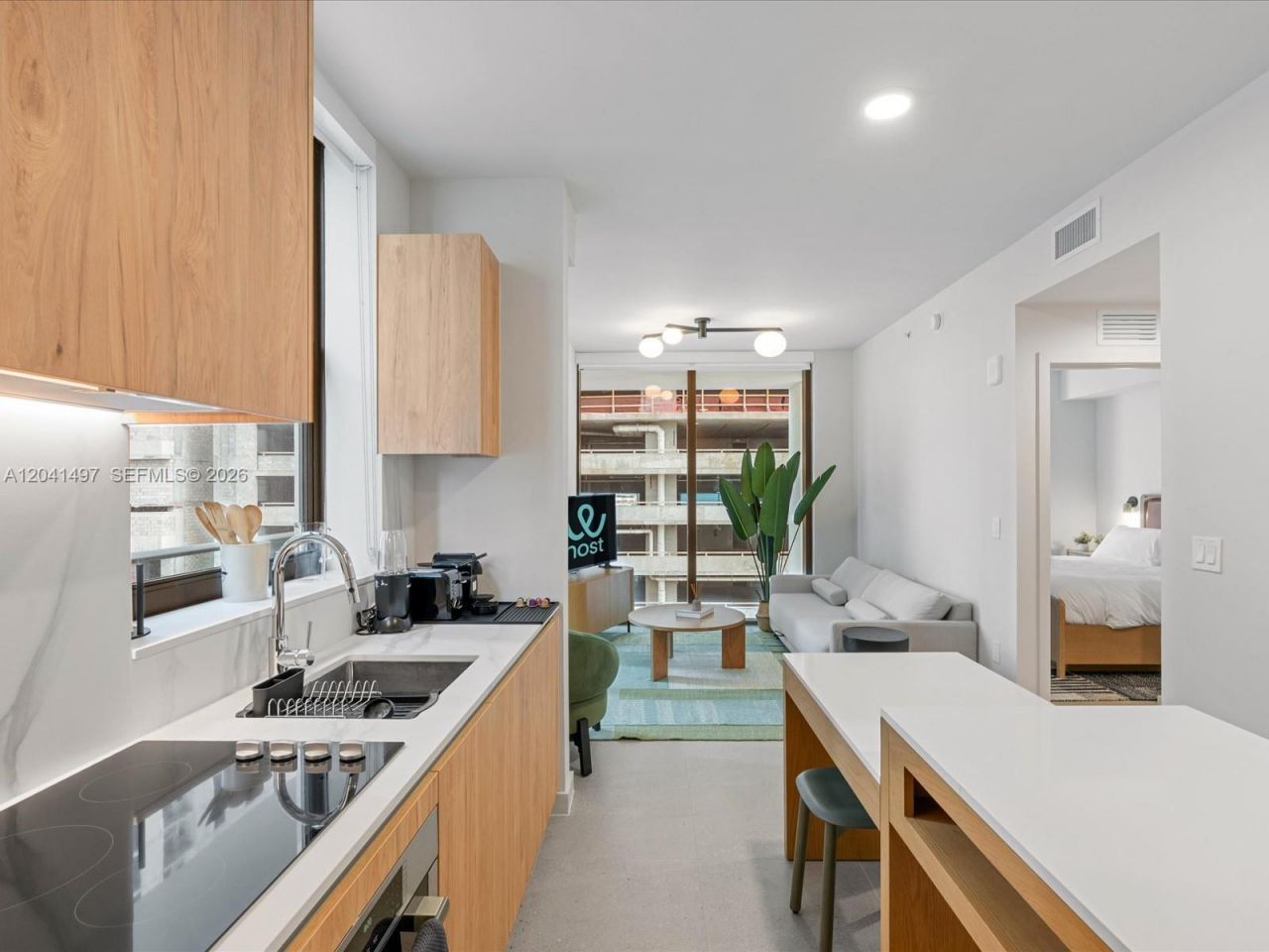 11 NE 6th St , Unit 807, Miami, FL 33132 Photo