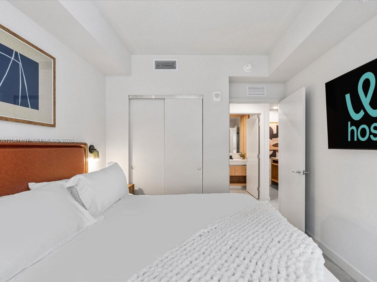 11 NE 6th St , Unit 807, Miami, FL 33132 Photo