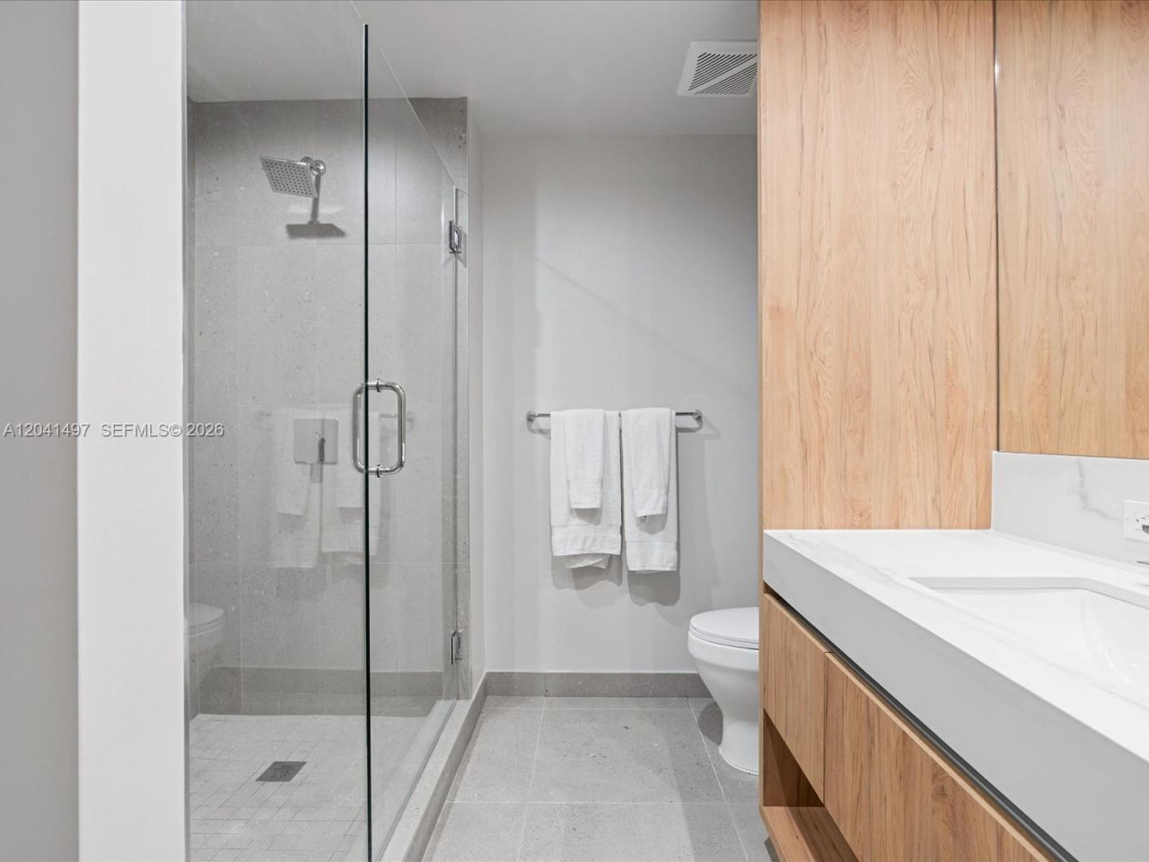 11 NE 6th St , Unit 807, Miami, FL 33132 Photo