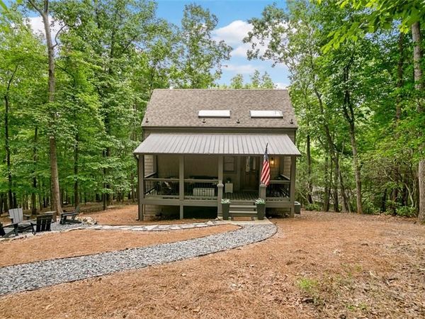 233 Lone Wolf Trail , Jasper, GA 30143