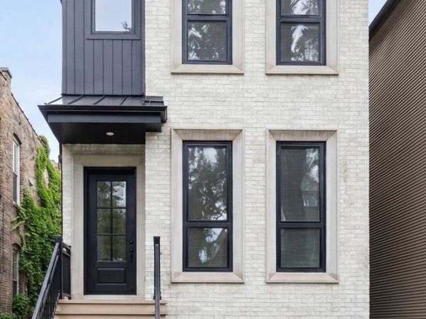 1442 W Fletcher Street , Chicago, IL 60657