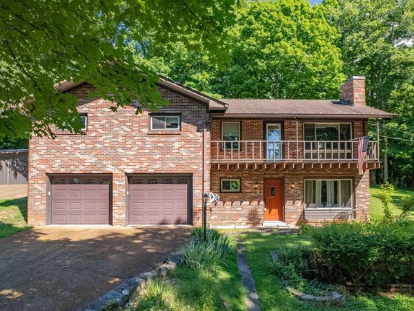 604 Crestland Dr , Columbia, TN 38401