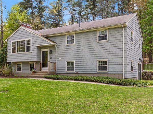 395 North Rd, Sudbury, MA 01776