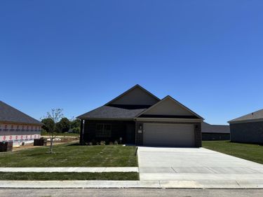 110 Canter Drive, London, KY 40744