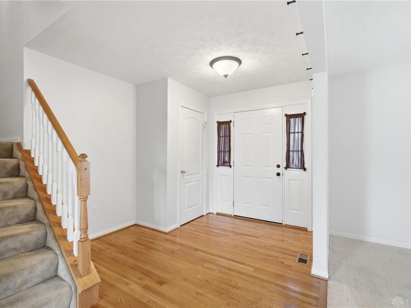 818 Nue Way Drive, Lebanon, OH 45036 Photo 6