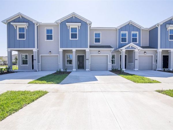 2642 RUNNERS CIRCLE , CLERMONT, FL 34714