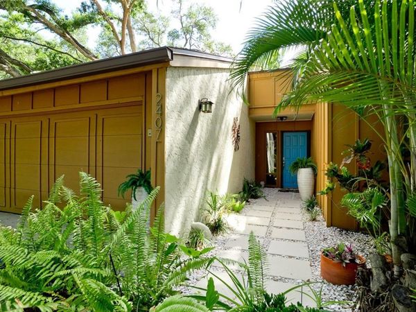 2407 QUAIL COURT , BRADENTON, FL 34209