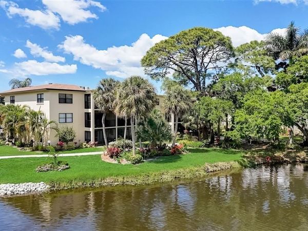 425 30TH AVENUE W, Unit C212, BRADENTON, FL 34205