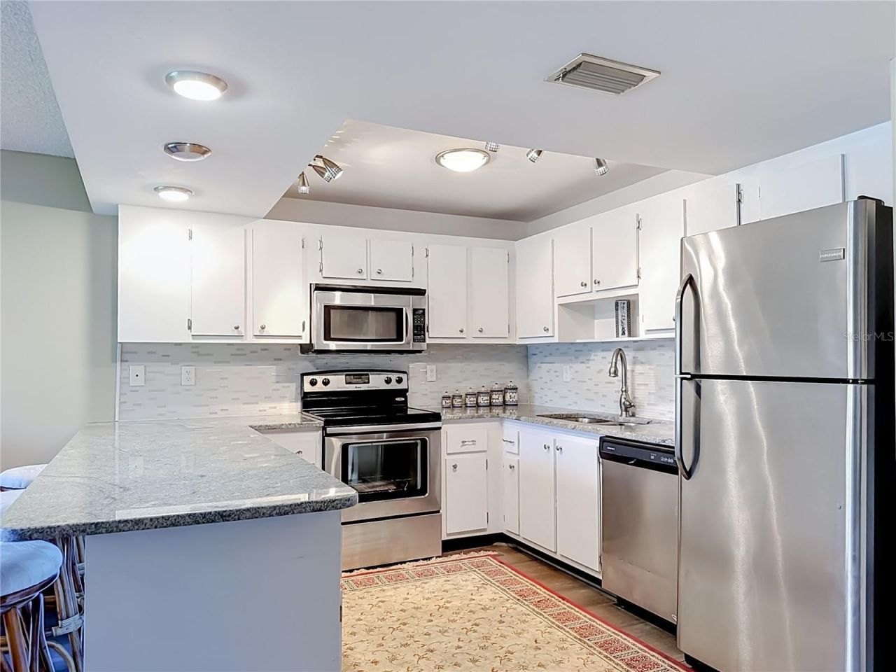 425 30th Avenue W, Unit C212, Bradenton, FL 34205 Photo