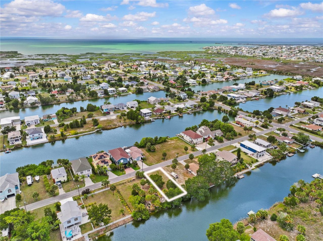 3240 Sea Grape Drive , Hernando Beach, FL 34607 Photo