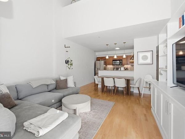 1 ACADEMY CIRCLE, Unit 313, PHILADELPHIA, PA 19146