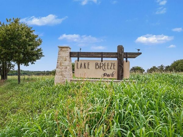 6256 Lake Breeze Drive, Guthrie, OK 73044