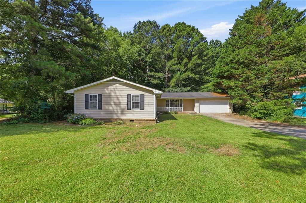 759 Freeman Drive Nw, Lilburn, GA 30047 Main Photo