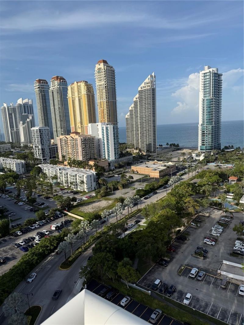 230 174th St, Unit 2307, Sunny Isles Beach, FL 33160 Photo