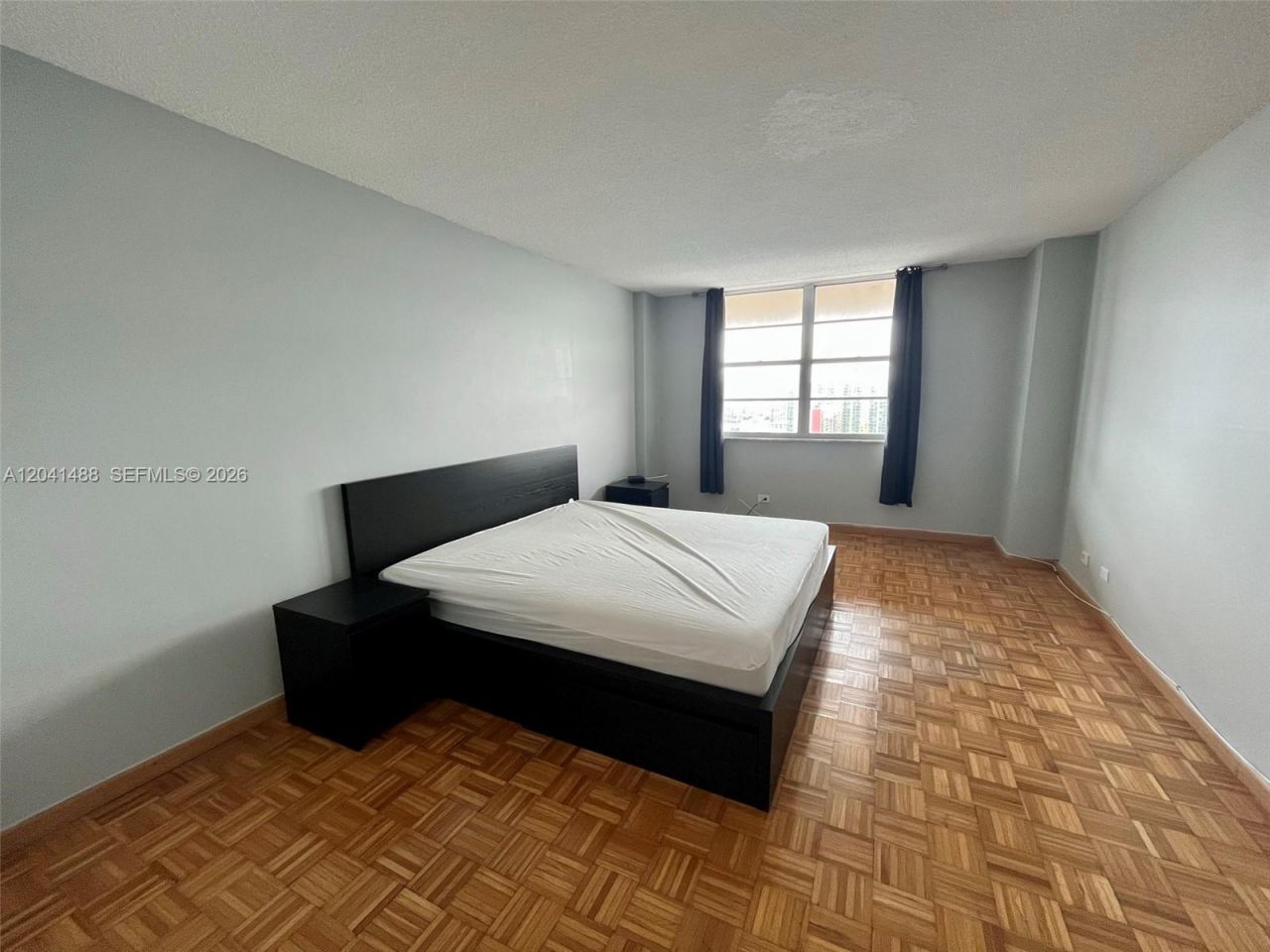 250 174th St , Unit 2301, Sunny Isles Beach, FL 33160 Photo