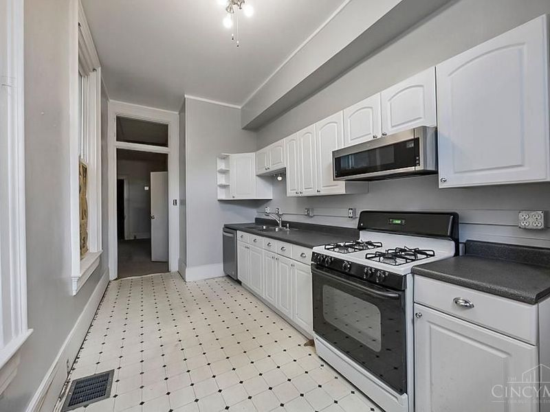 1128 Dayton Street, Cincinnati, OH 45214 Photo 8
