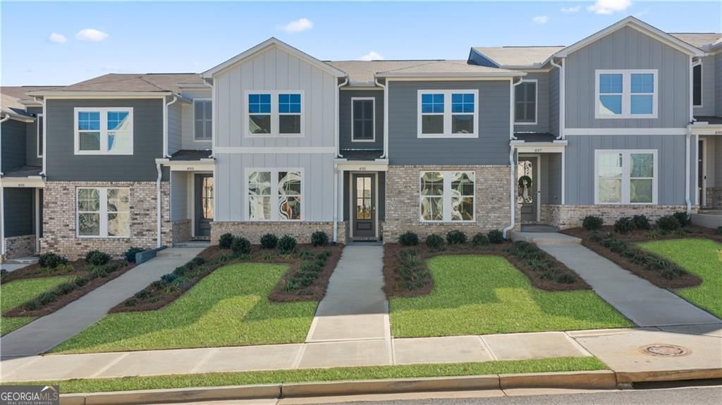 524 Crown Drive, Unit 13, Emerson, GA 30137 Main Photo