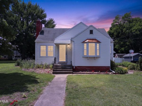 414 Findlay Street, Perrysburg, OH 43551