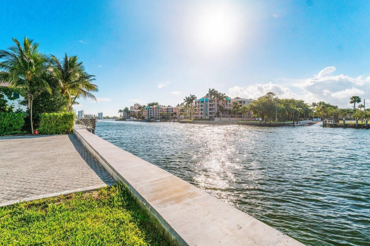 65 SE Spanish Trail, Unit 2020, Boca Raton, FL 33432 Photo