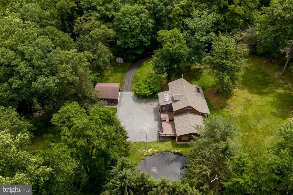 3591 DOGWOOD LANE, RIEGELSVILLE, PA 18077