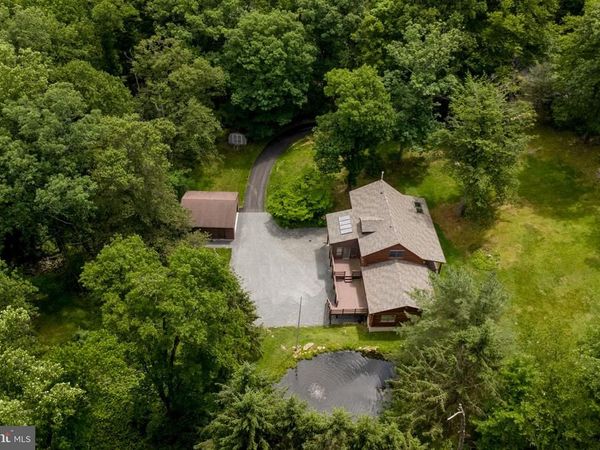 3591 DOGWOOD LANE, RIEGELSVILLE, PA 18077