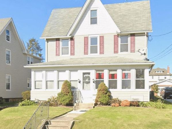 735 10TH AVENUE, PROSPECT PARK, PA 19076