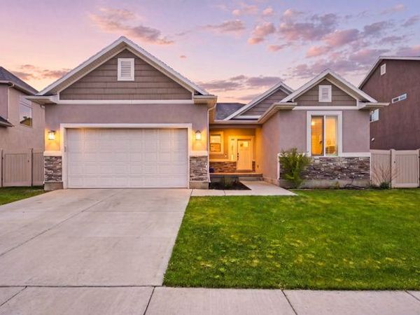 806 W VALLEY VISTA WAY , Lehi, UT 84048