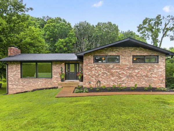 9077 Old Charlotte Pike, Pegram, TN 37143