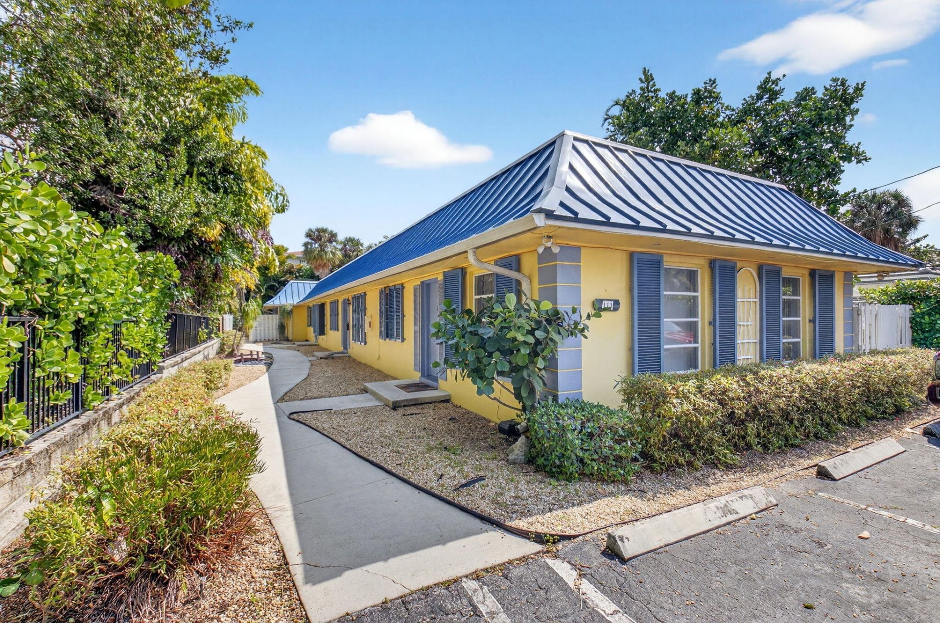 111 SE 7th Avenue, Unit A, Delray Beach, FL 33483 Photo