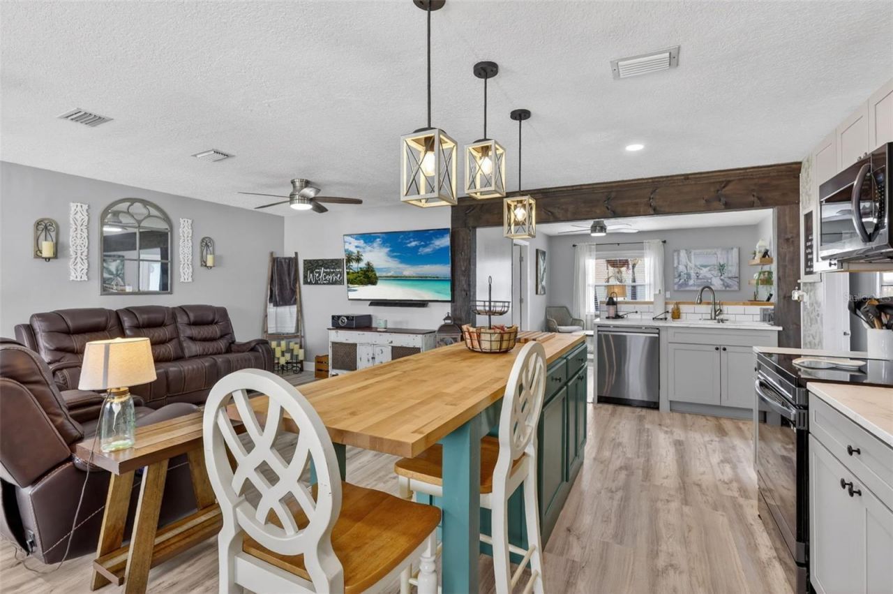 2026 7th Court Sw, Vero Beach, FL 32962 Photo
