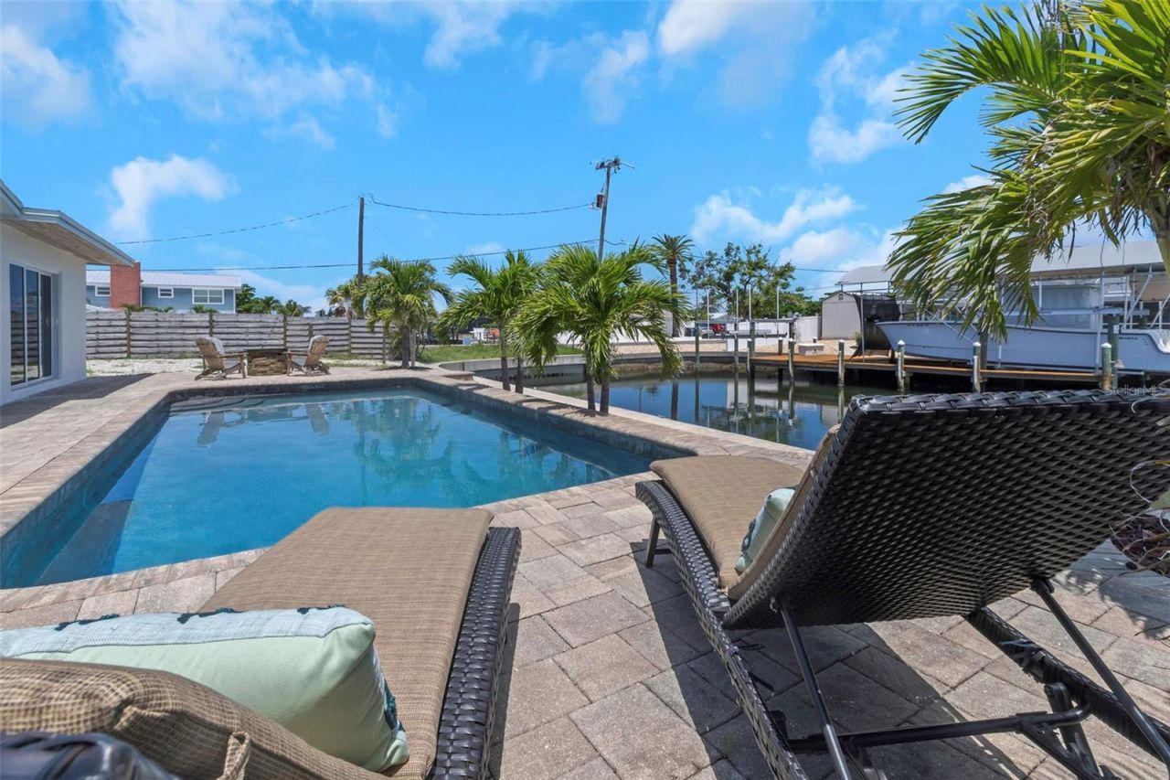 10216 Spoonbill Road E, Bradenton, FL 34209 Photo