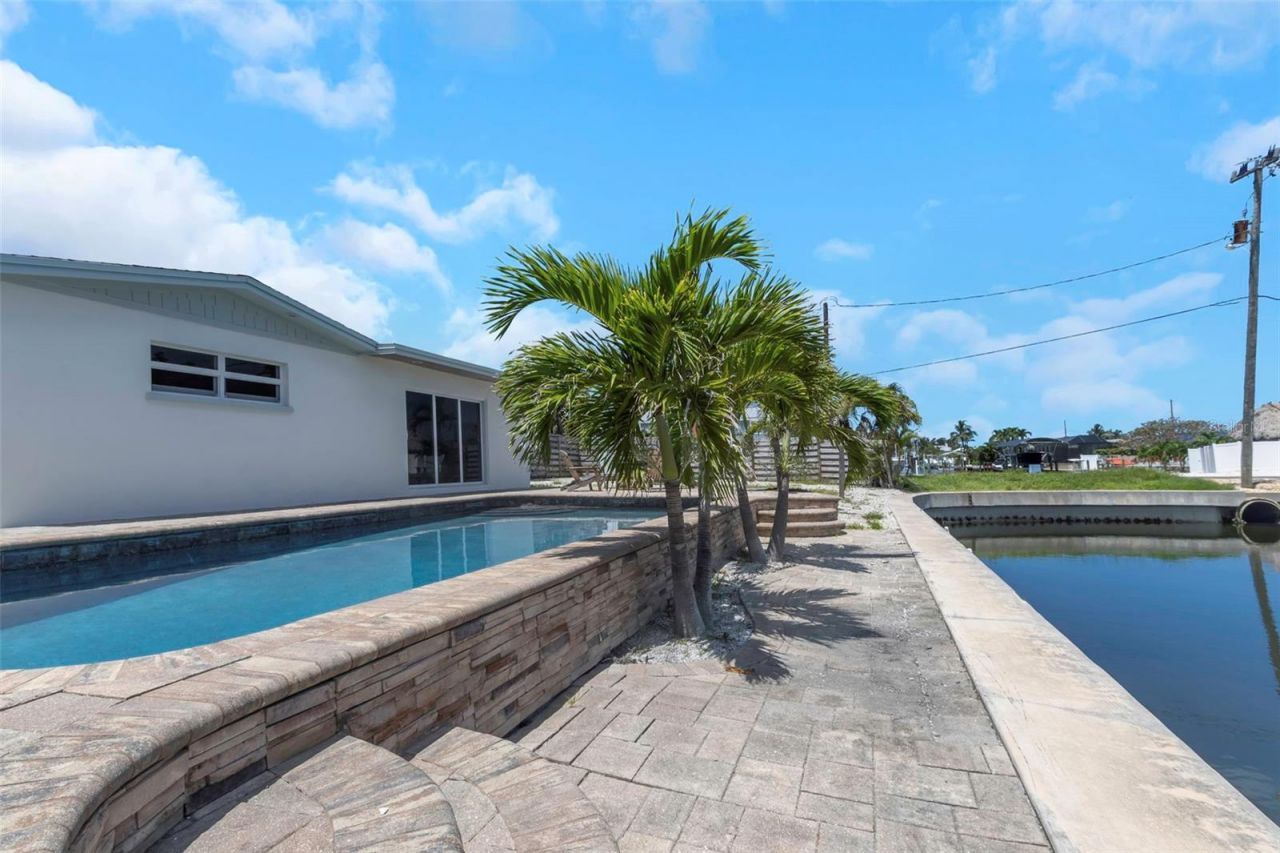10216 Spoonbill Road E, Bradenton, FL 34209 Photo