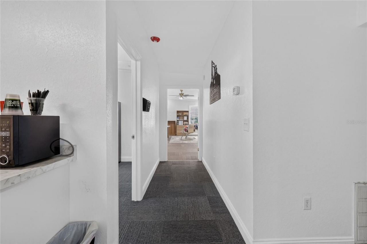 513 Ariana Avenue, Auburndale, FL 33823 Photo