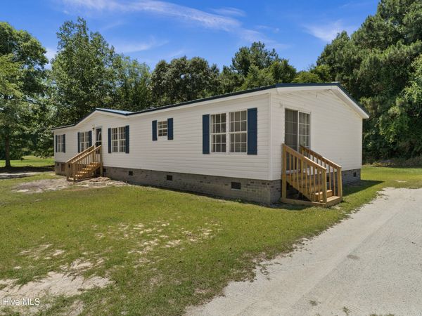 139 Williams And Leavens Lane, Beulaville, NC 28518