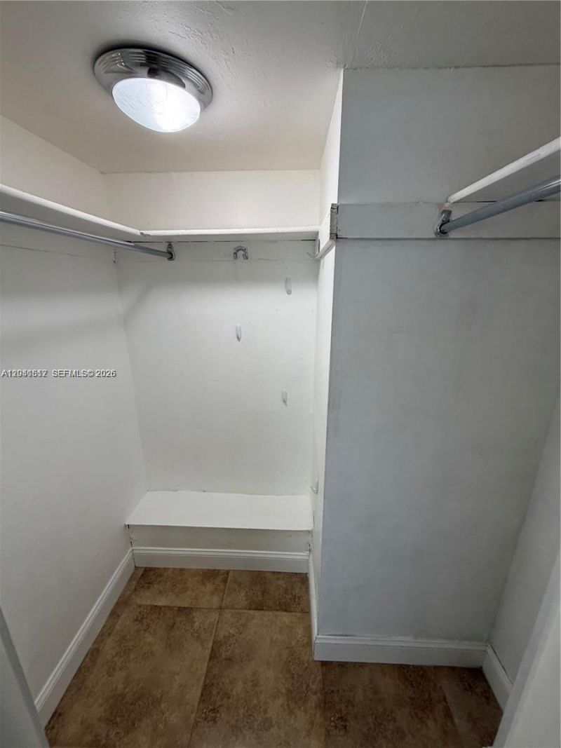 5199 NW 7th St, Unit 111, Miami, FL 33126 Photo