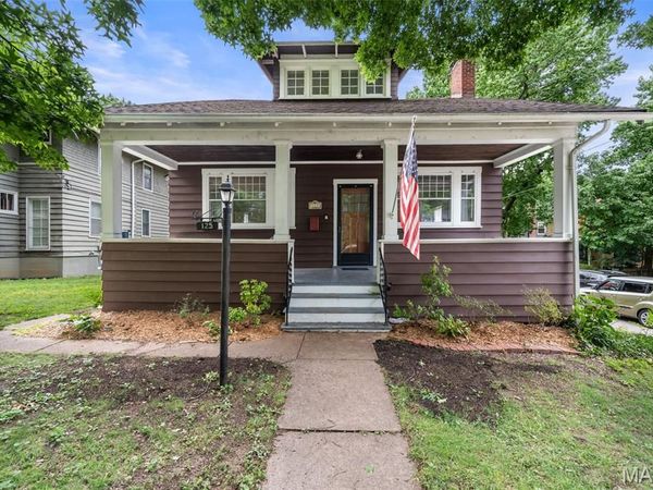 125 S Elm Avenue , St Louis, MO 63119