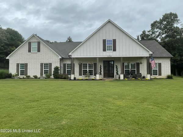 11752 Hidden Acres Drive, Byhalia, MS 38611
