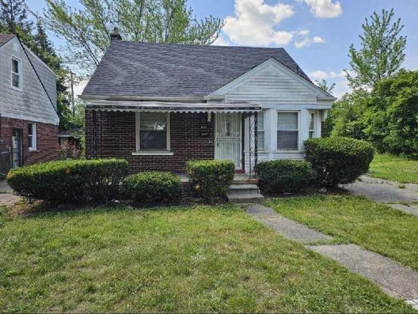 16092 Coram Street, Detroit, MI 48205