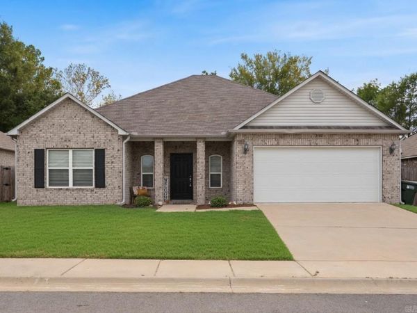 2100 Mary Alice Drive , Conway, AR 72032