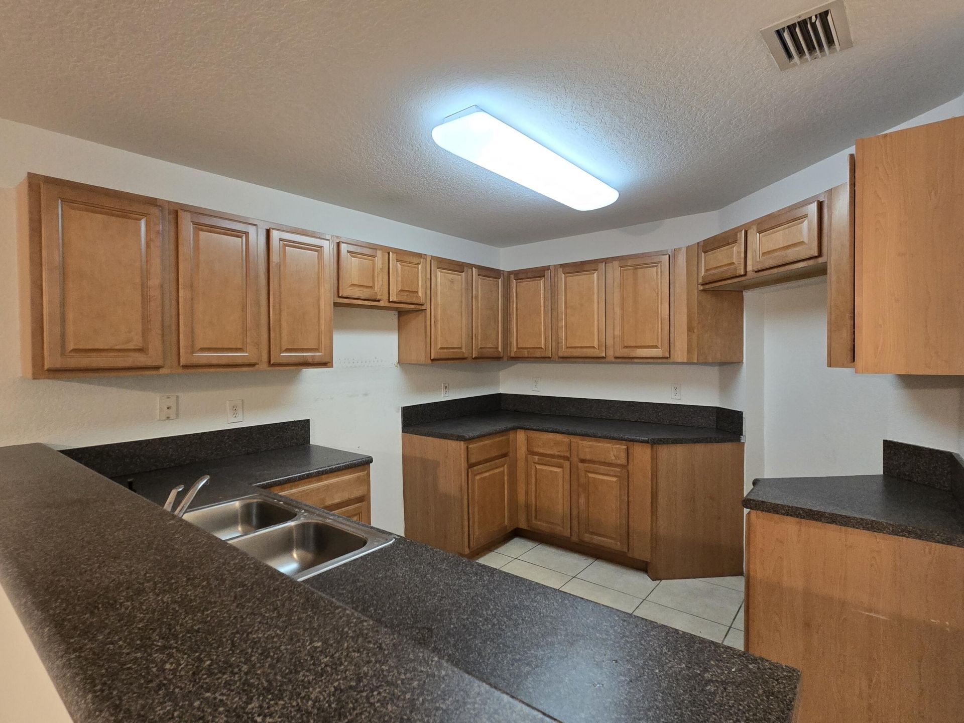 921 Imperial Lake Road, West Palm Beach, FL 33413 Photo