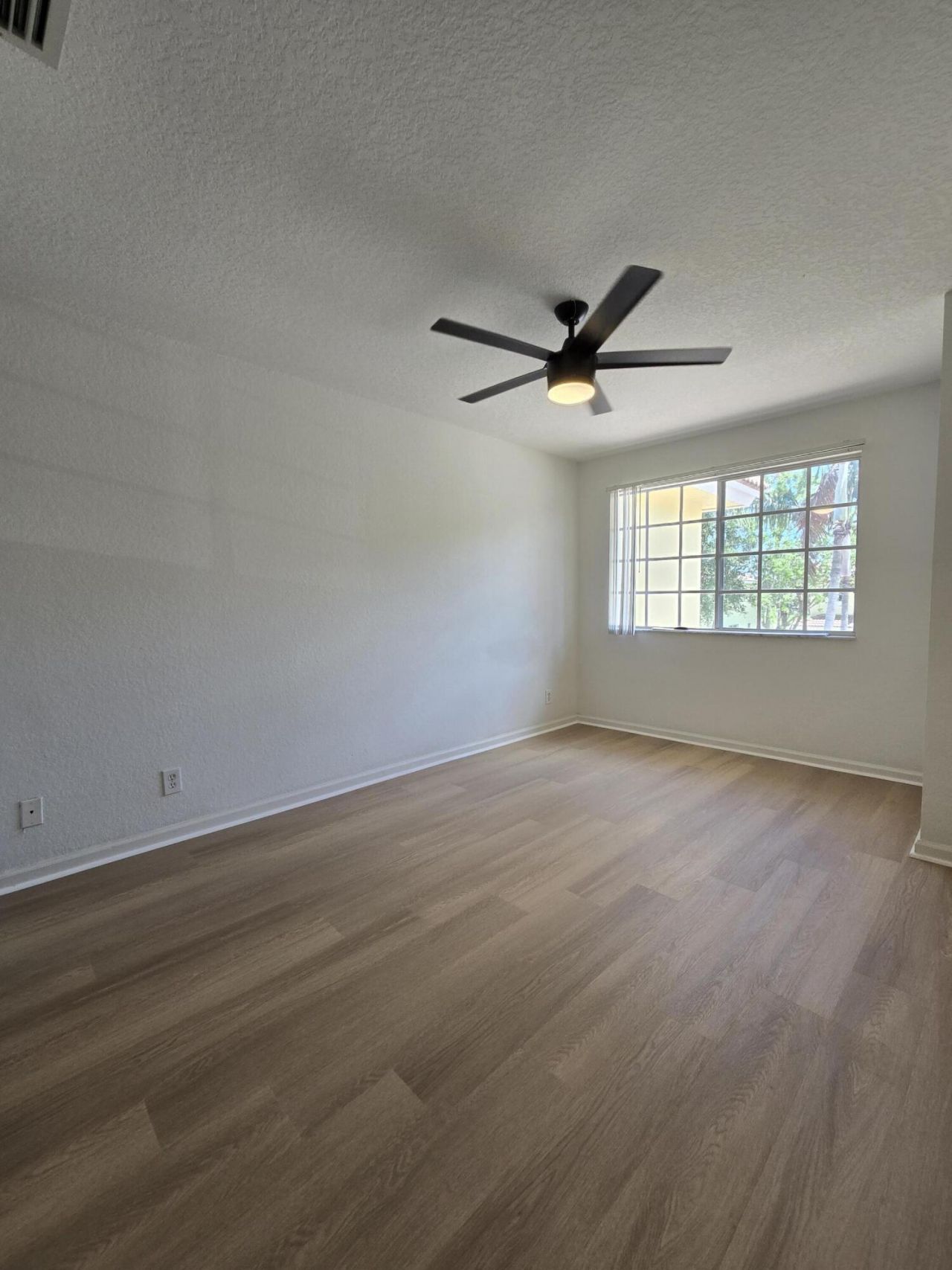 921 Imperial Lake Road, West Palm Beach, FL 33413 Photo